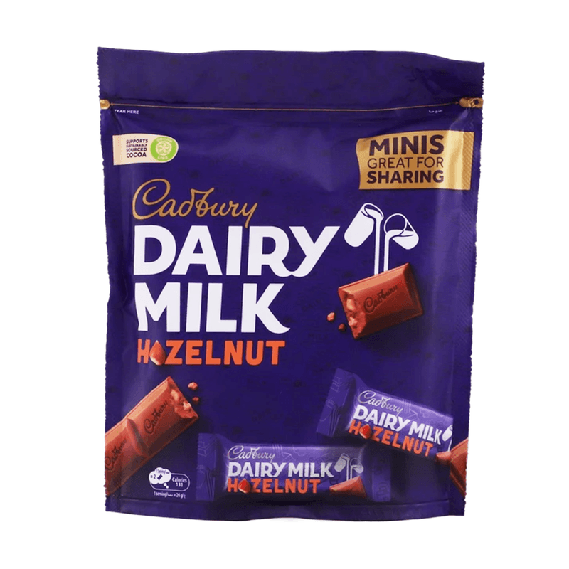 شوكولاتة كادبوري فاميلي (عائلية) بالحليب وقطع البندق 156 جم  (A1.1)